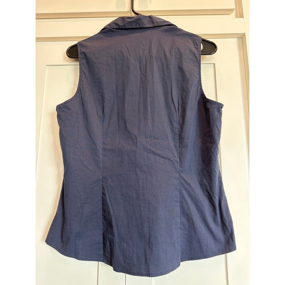 Ann Taylor LOFT Navy sleevless button up camp shirt SZ 10 - Picture 2 of 7